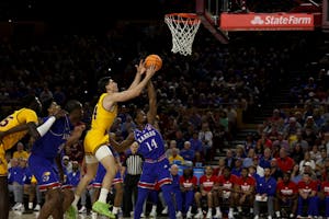 Peters-20260303-Mens-Basketball-Kansas-Gamer1