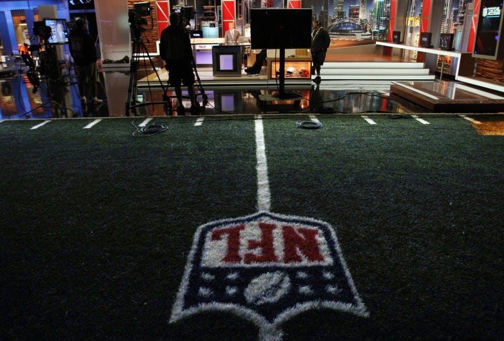 BIZ CPT-NFL-FANTASY 2 LA