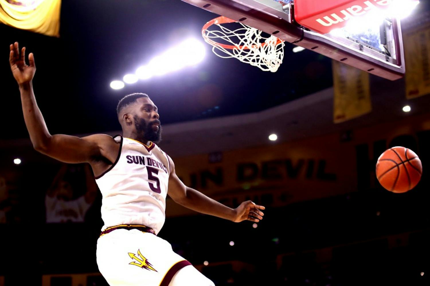 Junior forward Obina Oleka (5) dunks for the second time over Cal State Bakersfield on Monday, Dec. 28, 2015, in Wells Fargo Arena in Tempe. The Sun Devils went on to defeat CSUB 75-59. 