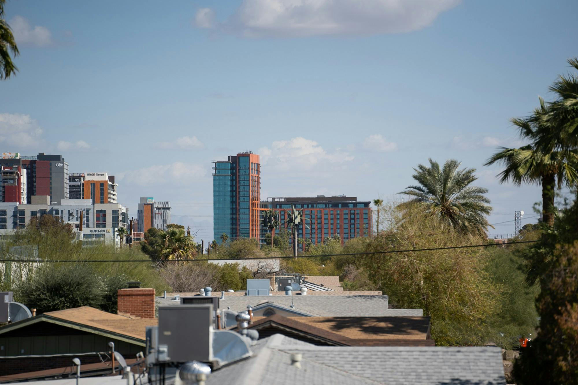 mirabella-stock-distance