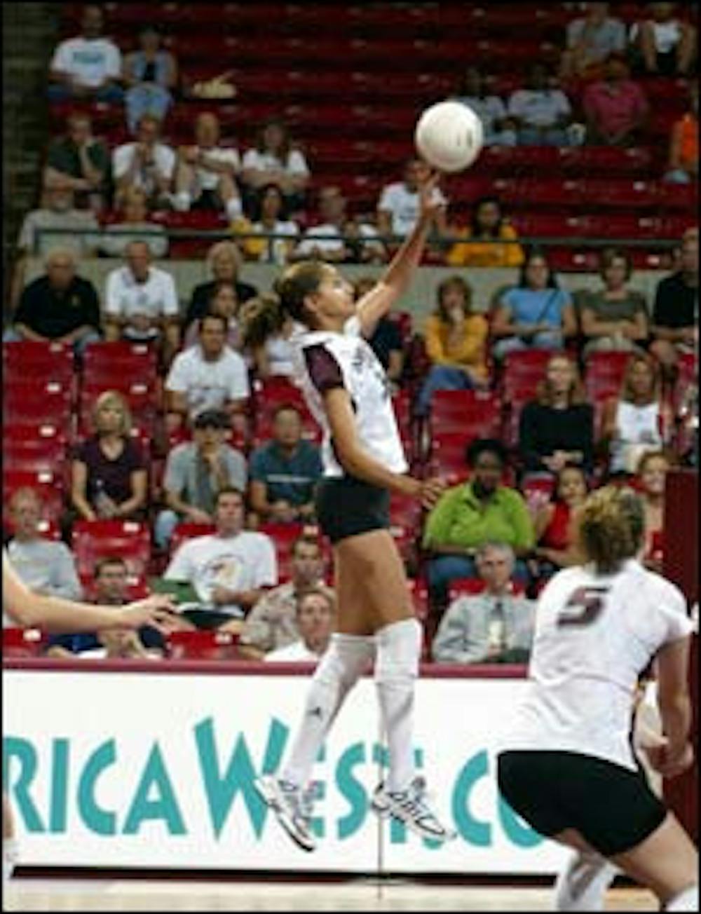 Wobbly play haunts volleyball team The Arizona State Press