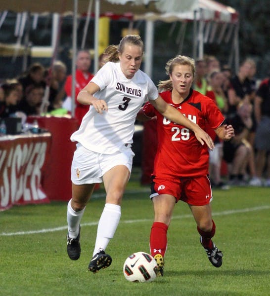 SEND OFF: Junior Hannah James returns a volley during a match last season. James advanced as far to the semifinals of the Cal Nike Invitational over the weekend. (Photo courtesy of Steve Rodriguez)