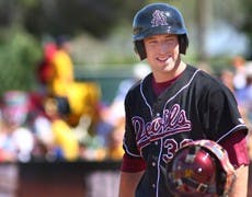 041808-baseball_davis_web