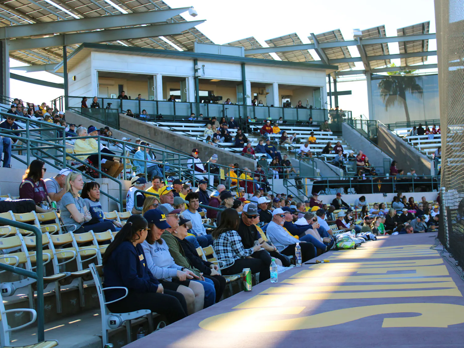 HEADER_Makuta_260306_Sports_asu_stadium_experiences_0026