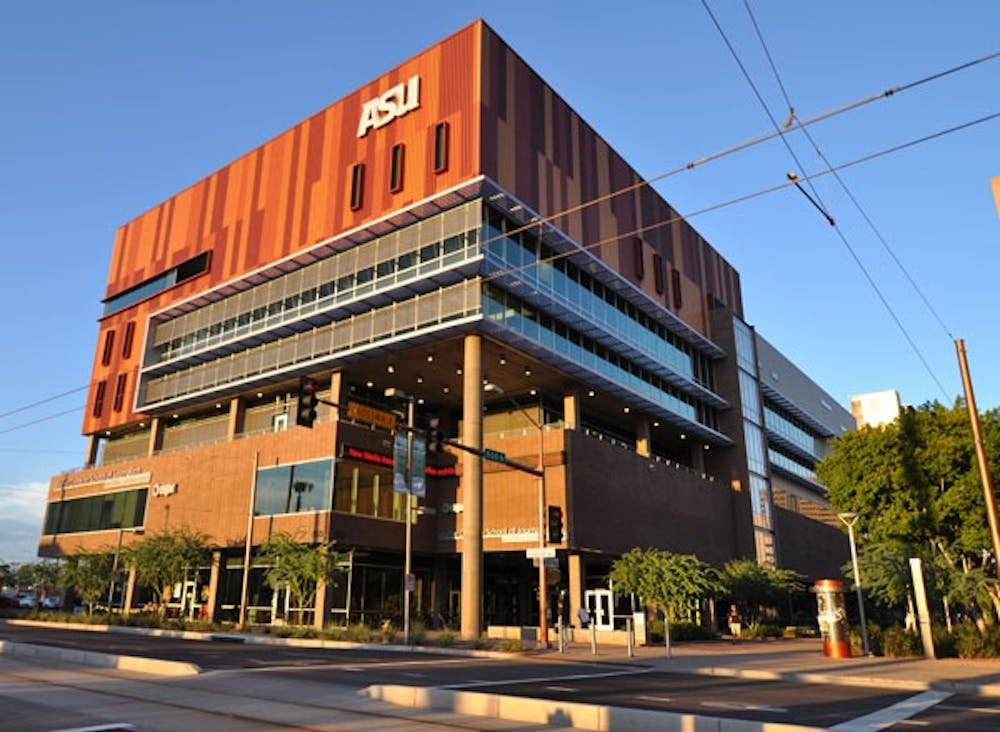 AZ FACT CHECK: The Walter Cronkite School of Journalism and Mass Communication has recently teamed up with the Arizona Republic and 12 News to create AZ Fact Check, which helps check facts about Arizona government candidates. (Photo by Aaron Lavinsky)