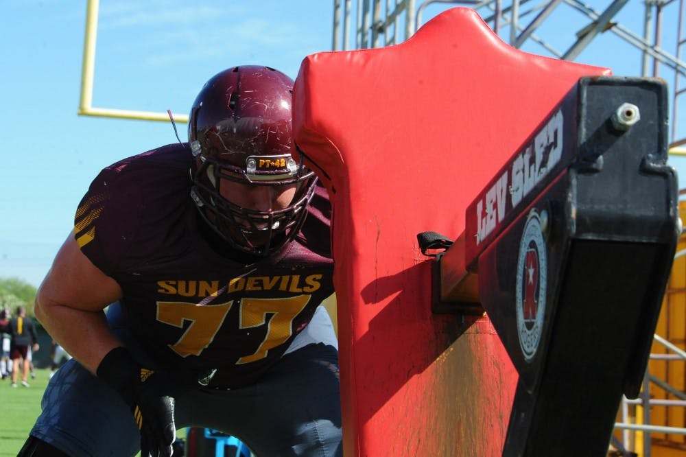 football-practice-ol-mason-walter