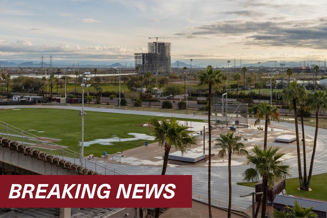 asu_hockey_breaking.jpg