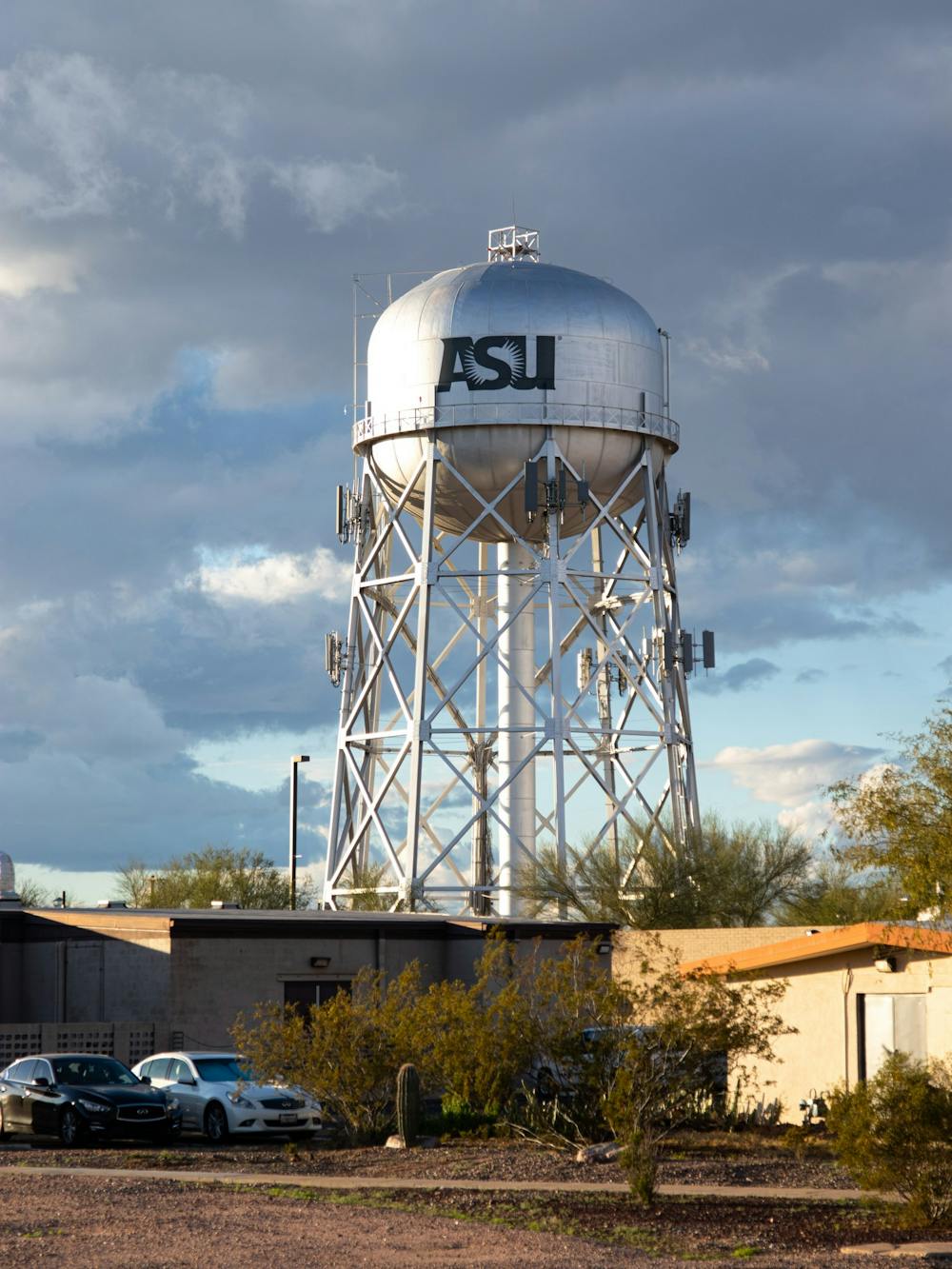 Lost in orbit: Experiencing ASU from its satellite campuses - The Arizona  State Press