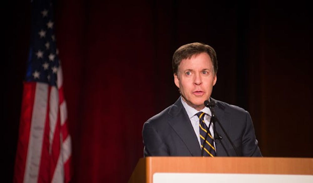 Sportscaster Bob Costas addresses the audience at the Cronkite Award Luncheon after accepting the Walter Cronkite Award for Excellence in Journalism on Tuesday afternoon at the Sheraton Phoenix Downtown Hotel. (Photo by Aaron Lavinsky)