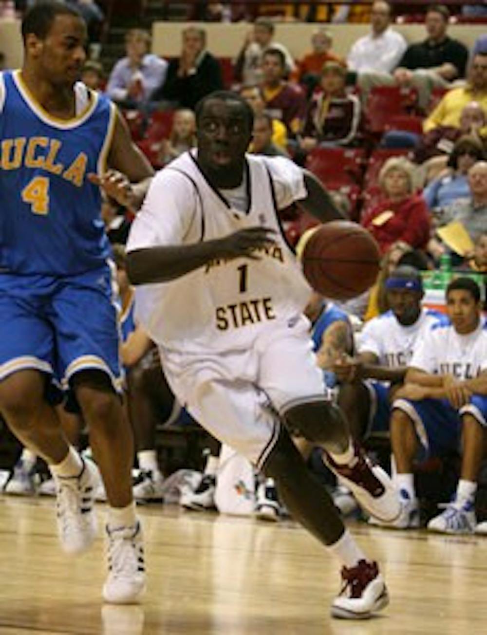 021607-basketballatuhene