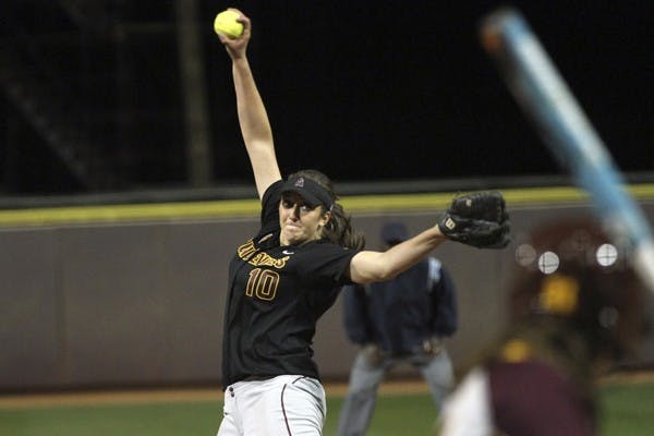 No contest: ASU redshirt freshman Mackenzie Popescue hurls a pitch from the circle during the Sun Devils’ 11-3 run-rule victory over UC Santa Barbara on Saturday. ASU completed the series sweep with a 9-1 win on Sunday. (Photo by Michael Arellano)