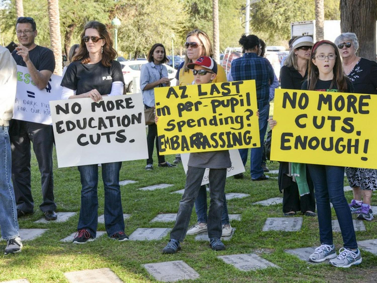 Budget-cut-protest-2015