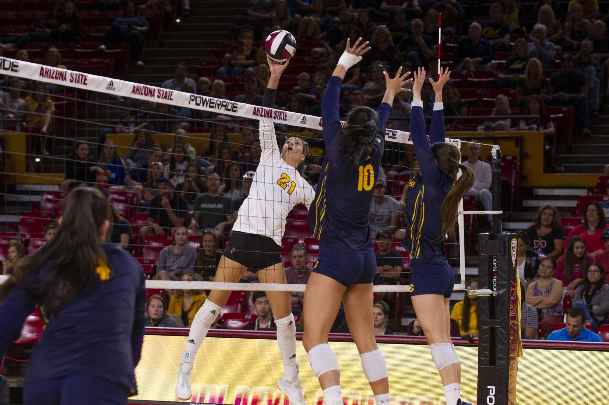 ASU Volleyball vs Cal-21.jpg