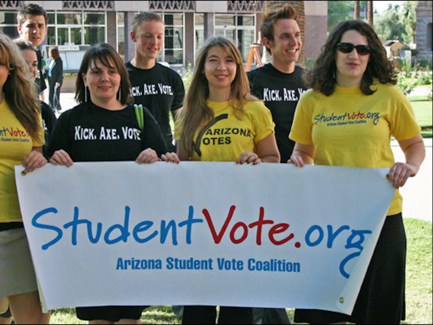 102808_youngvoters_cb_1_web