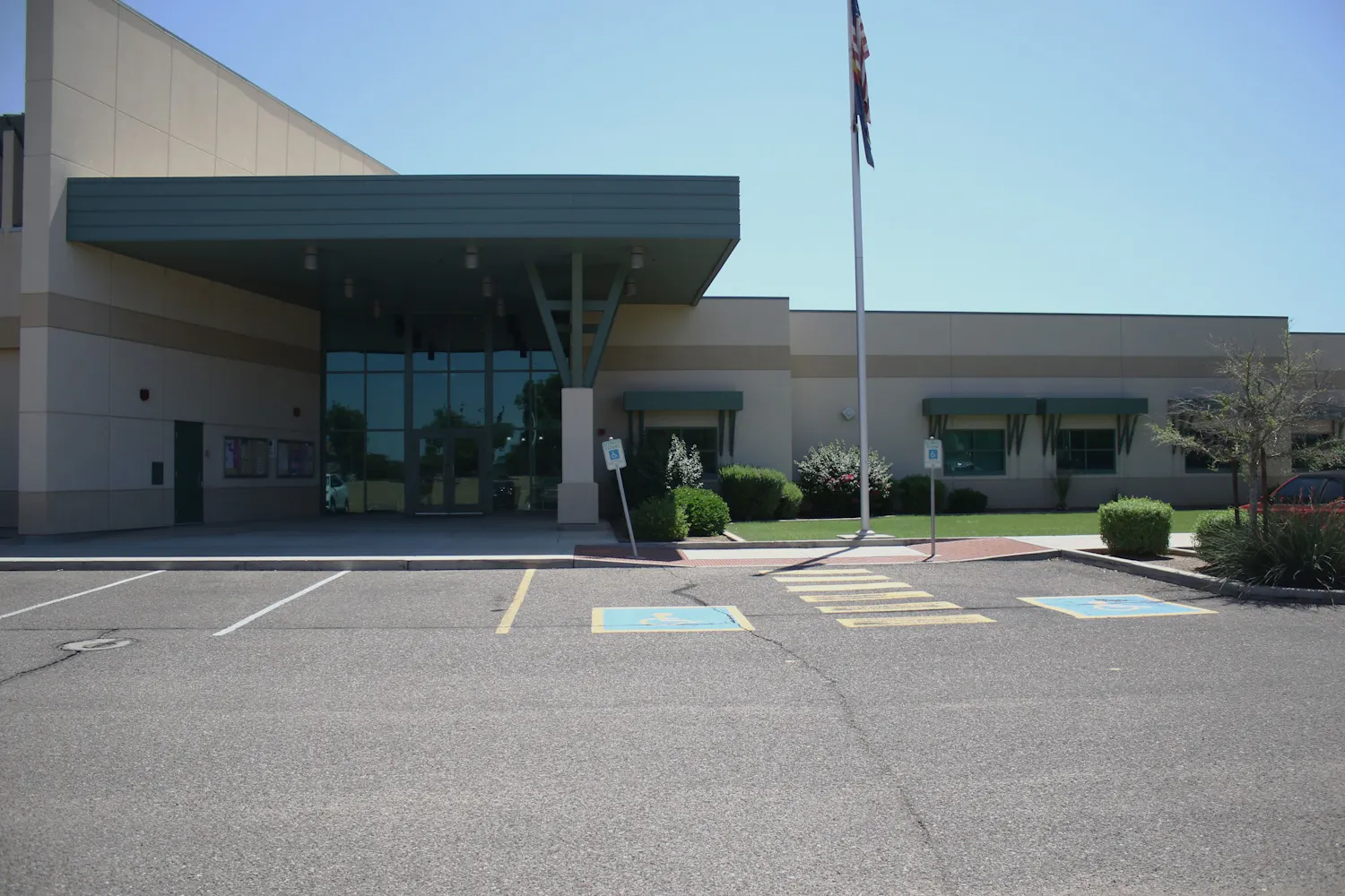 4P9A8369_1.jpg