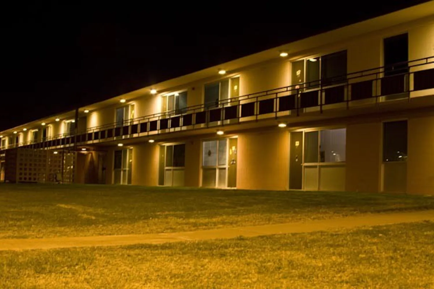 WHAT DO YOU WANT: Student leaders on the Polytechnic campus are asking on-campus students for input on what they want in the new freshman residential and dining halls that are set to begin construction this June. (Photo by Annie Wechter)