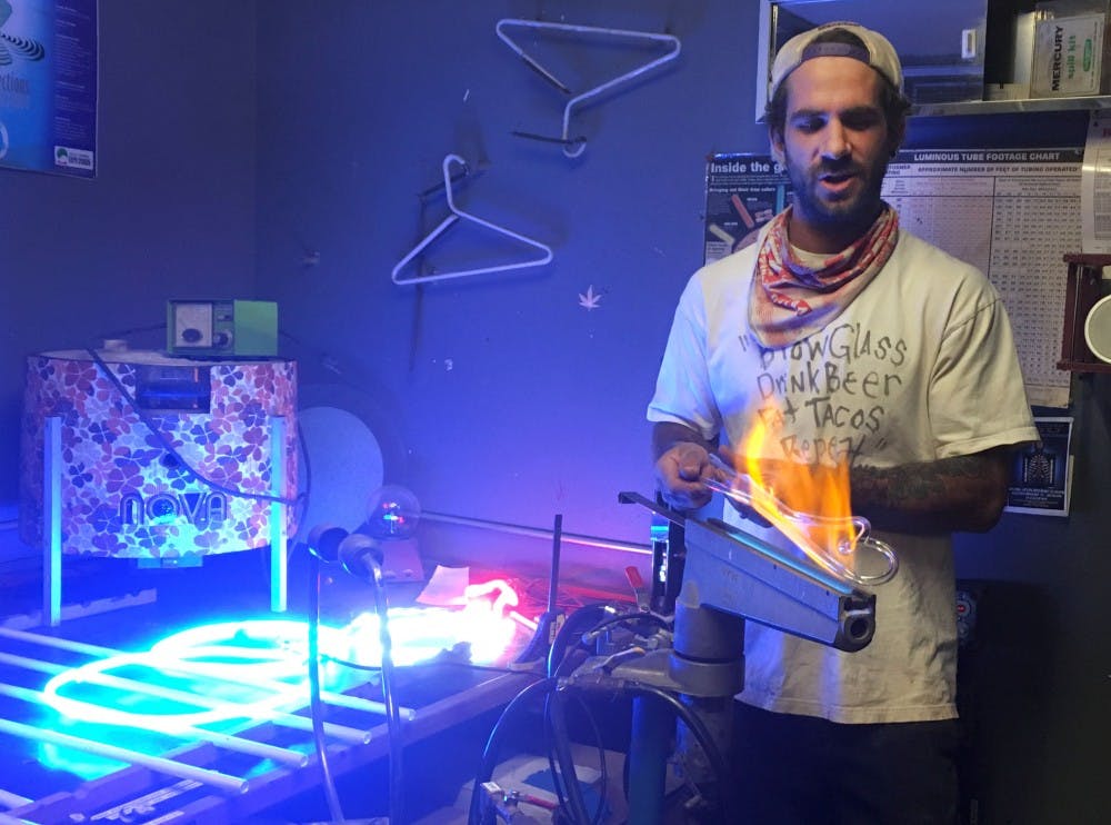 Neon club member&nbsp;Mike Butzine bends glass on&nbsp;Nov. 17, 2016.&nbsp;