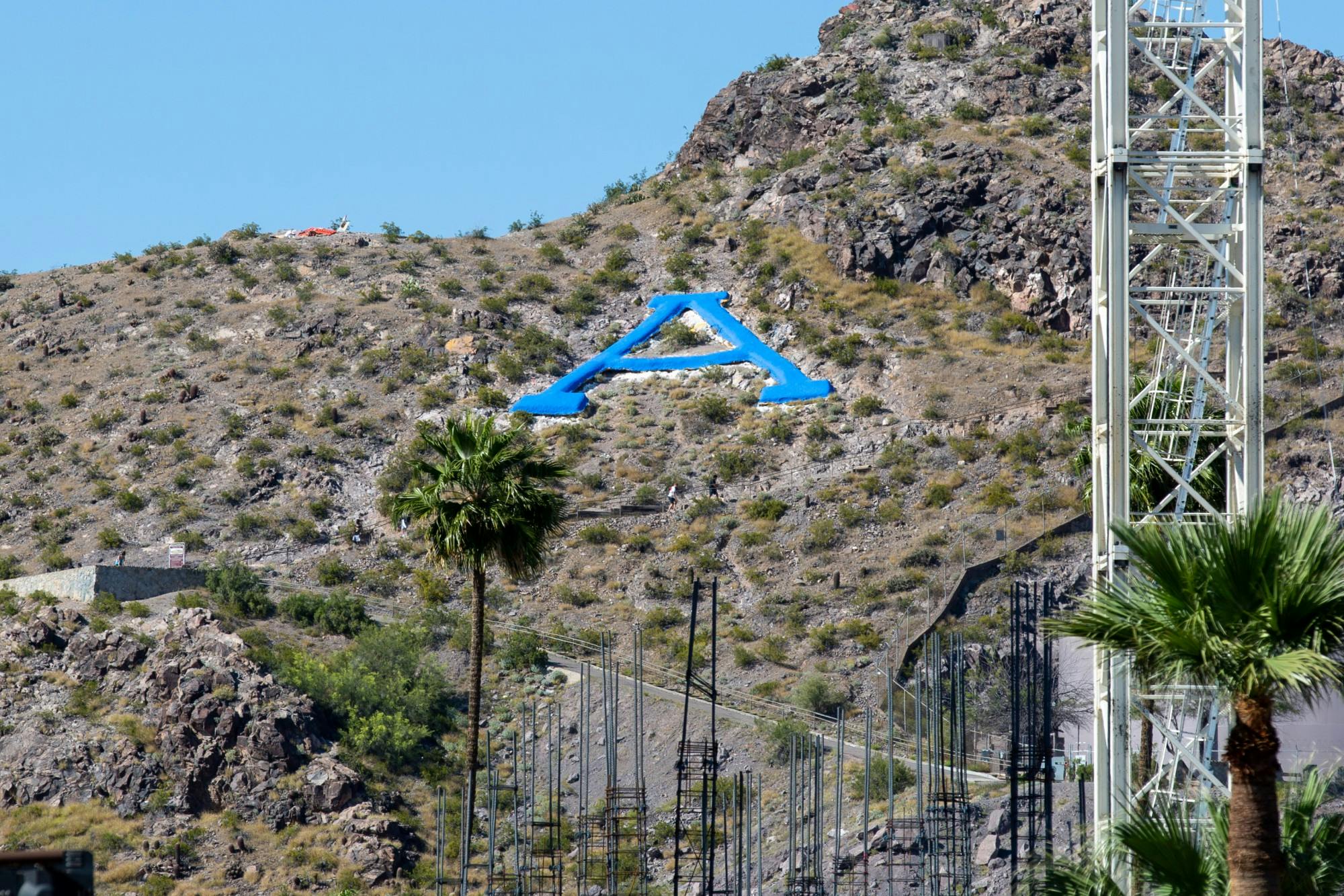 20200418 A Mountain 0001