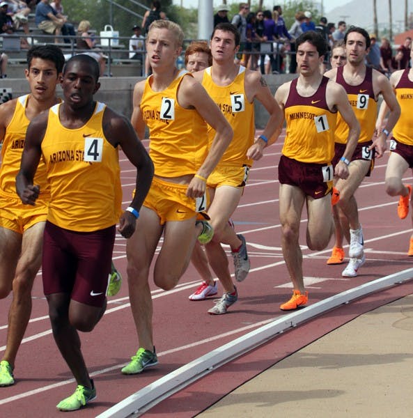Mason McHenry (third from left) runs at the Baldy Castillo Invitational on Mar. 19, 2011. McHenry is ranked fifth in the nation after a strong performance in the Texas A&M Mondo Challenge. (Photo by Beth Easterbrook)