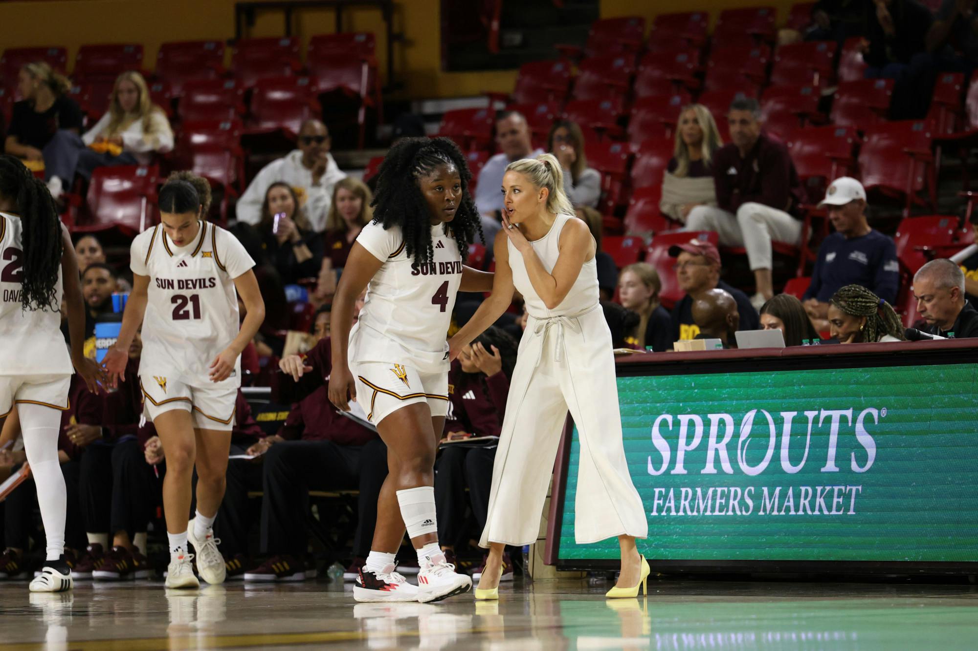 womens bball tracker.jpeg