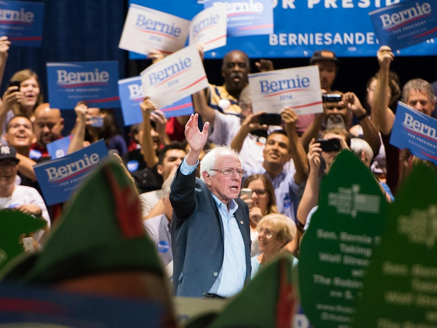 Photos: Bernie Sanders campaigns in Phoenix