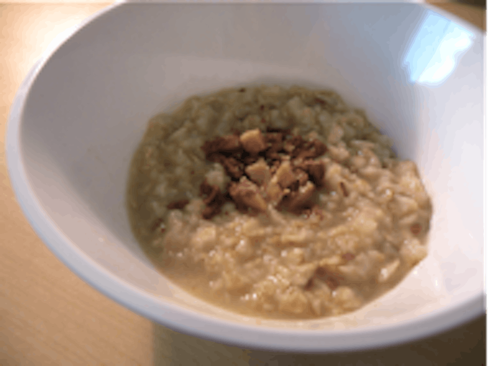 Spice up your oatmeal. Photo by Gabriela Rodiles. 
