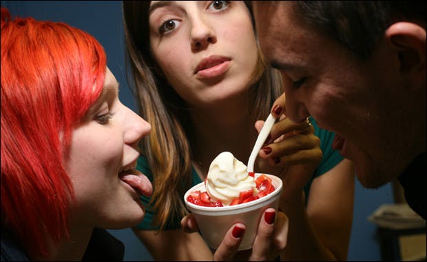 111908-editorial01_web