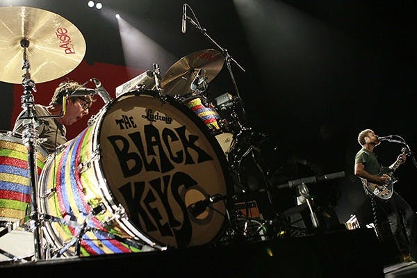 ENTER MUS-BLACKKEYS 2 LA