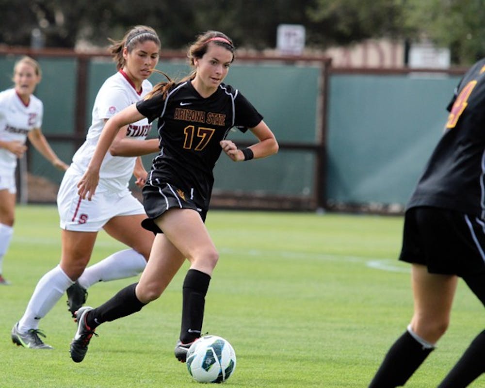 Freshman forward Cali Farquharson (17) looks downfield as she handles the ball during the Sun Devils’ 3-0 loss to Stanford on Sunday. (Photo courtesy of Steve Rodriguez) 