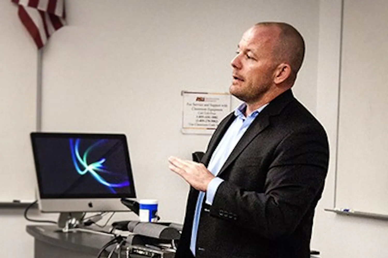 Arizona State House minority leader Chad Campbell (D) spoke about being an Arizona lawmaker.
The state representative also stressed the importance of getting involved and spending time with your district policymakers. (Photo by Cassidy Trowbridge)