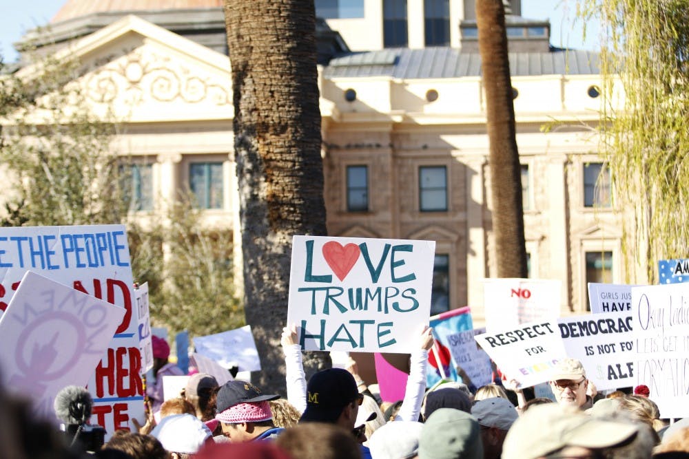 Women's March in Phoenix draws crowd of 22,000