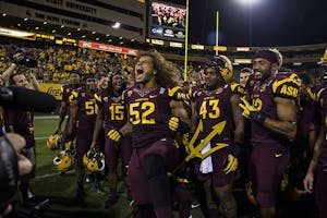 Football Carl Bradford Washington