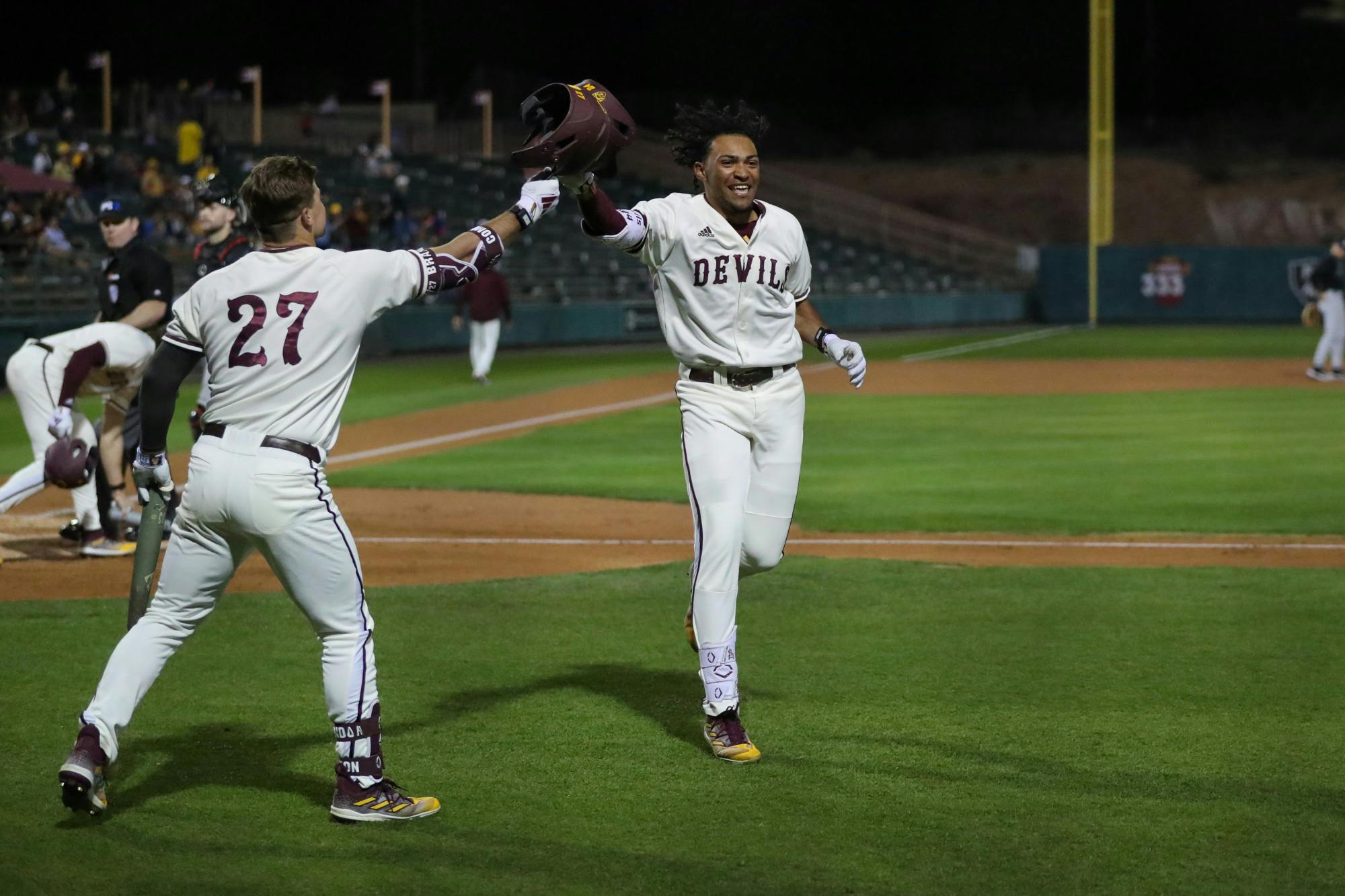 Sports-Baseball-TeamDynamic-Feature .jpg