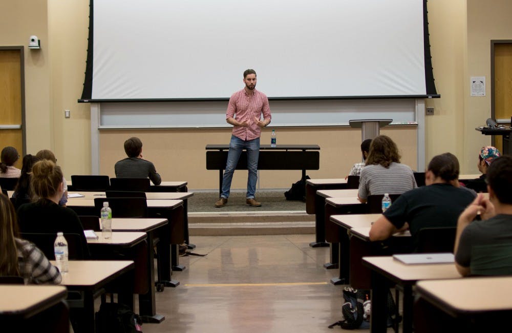ASU alumnus Adam Galen gives a talk to students about his career in marketing and distributing indie films on Monday, Oct. 17, 2016. 