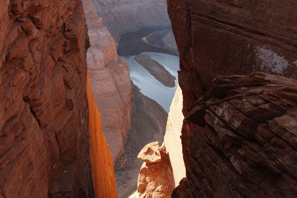 ARIZONA BEAUTY: The sun illuminates the Horseshoe Canyon at Page, Arizona on Saturday afternoon. (Photo by Nikolai de Vera)