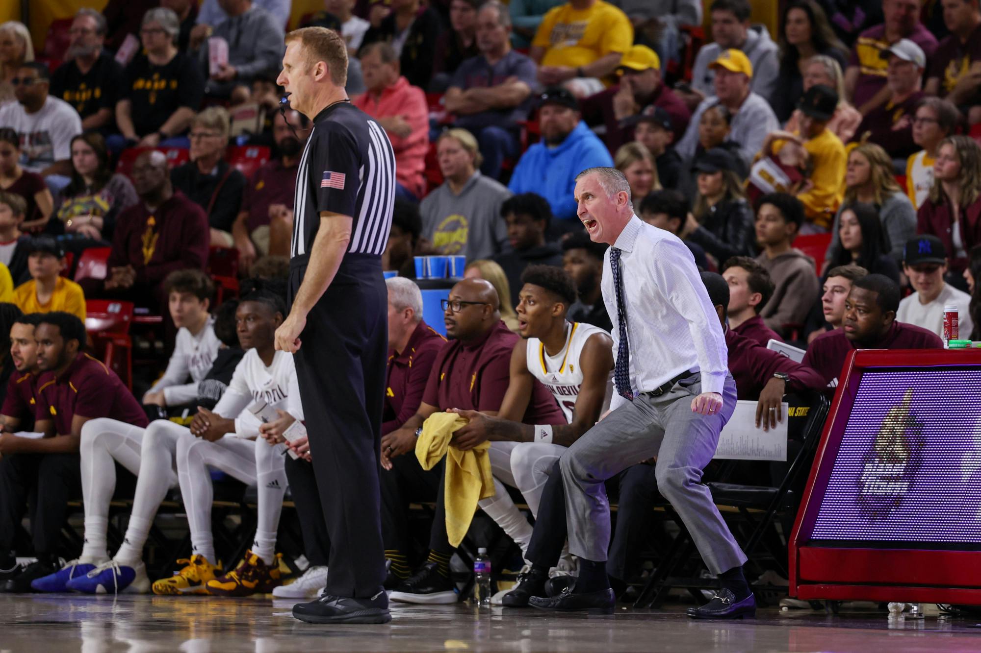 Sports-fire-bobby-hurley.jpg