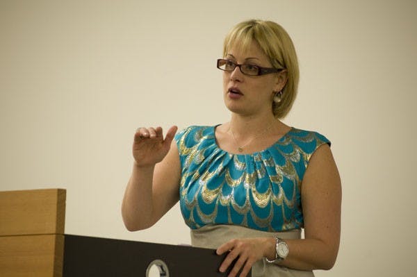 DOMESTIC PARTNERSHIP HEALTHCARE: Kyrsten Sinema, an Arizona Representative, talks to the ASU Ubiquity Club and members of the LGBTQ community about new changes in state law concerning health care provided to domestic partners and adult children of state employees and domestic partnerships. (Photo by Molly Smith)