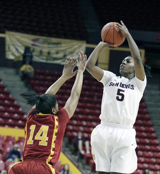 Deja Mann takes a shot against USC during the first home game on Jan. 5. Mann was voted team captain by her teammates.  (Photo by Sam Rosenbaum)