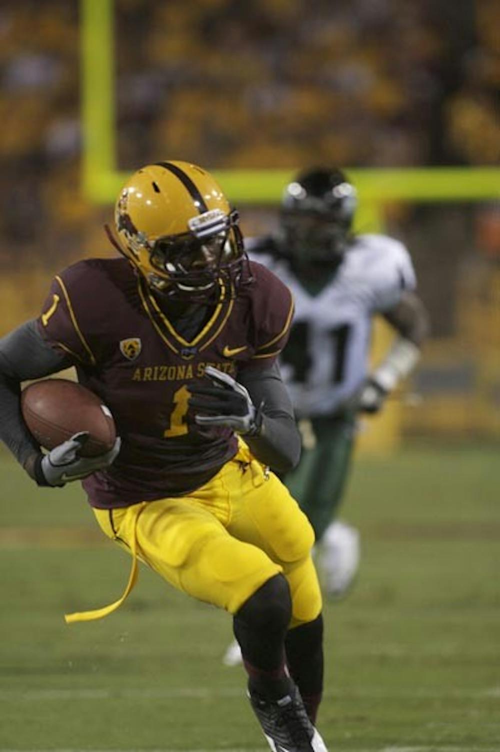 COOL HANDS: In his first year as a Sun Devil, junior transfer Mike Willie has quickly become one of ASU's most reliable pass catchers. Through three games, the former junior college standout has yet to drop a ball. (Photo by Scott Stuk)