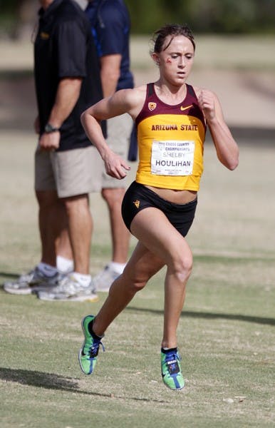 Then-freshman Shelby Houlihan closes in on the finish line during the Pac-12 Cross-Country Championships on Saturday. Houlihan’s second-place finish this weekend secured her spot in the indoor championships.  (Photo by Beth Easterbrook/The State Press)