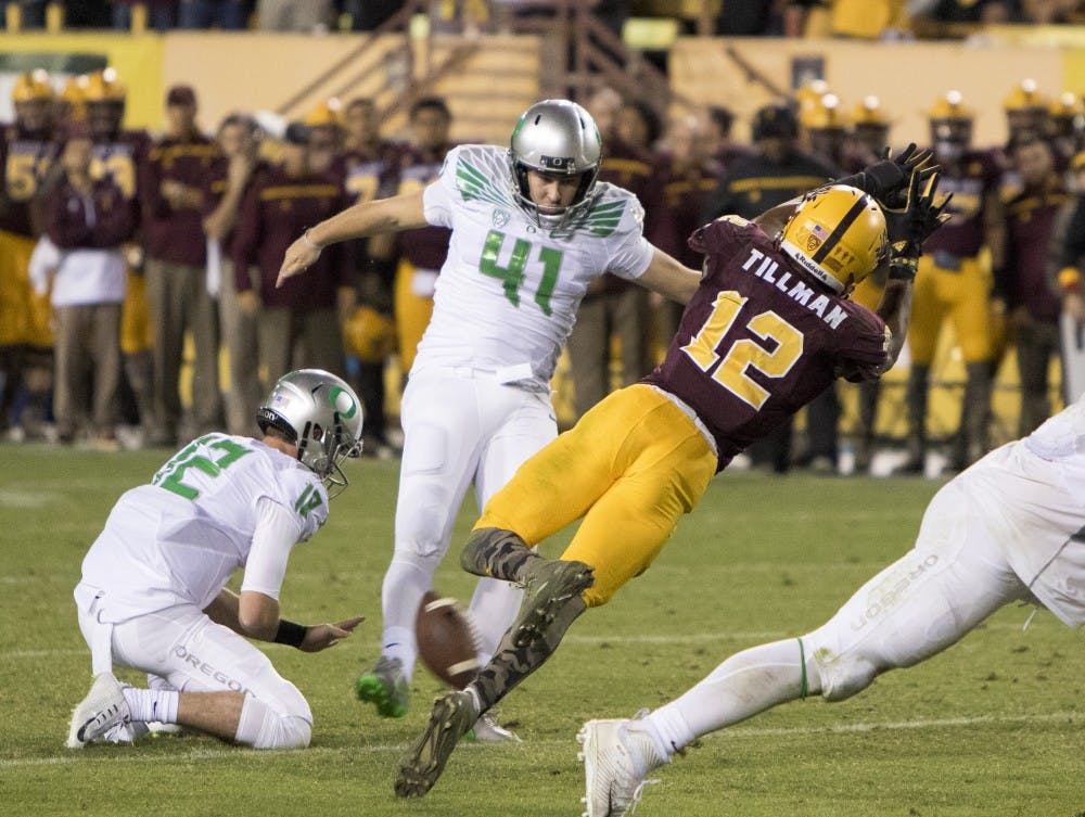 Football Oregon Tim White extra point