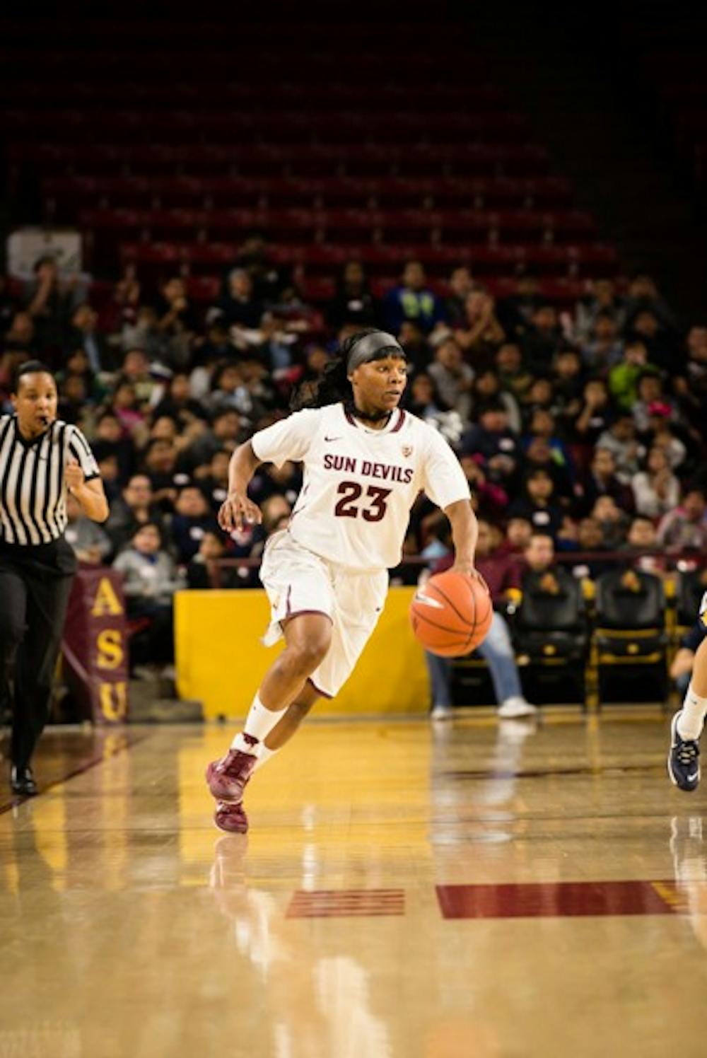 Sophomore Guard Elisha Davis rushes down the court at a home game at Wells Fargo Arena. ASU suffered their first home loss of the season against Stanford, 80-56. (Photo by Andrew Ybanez)