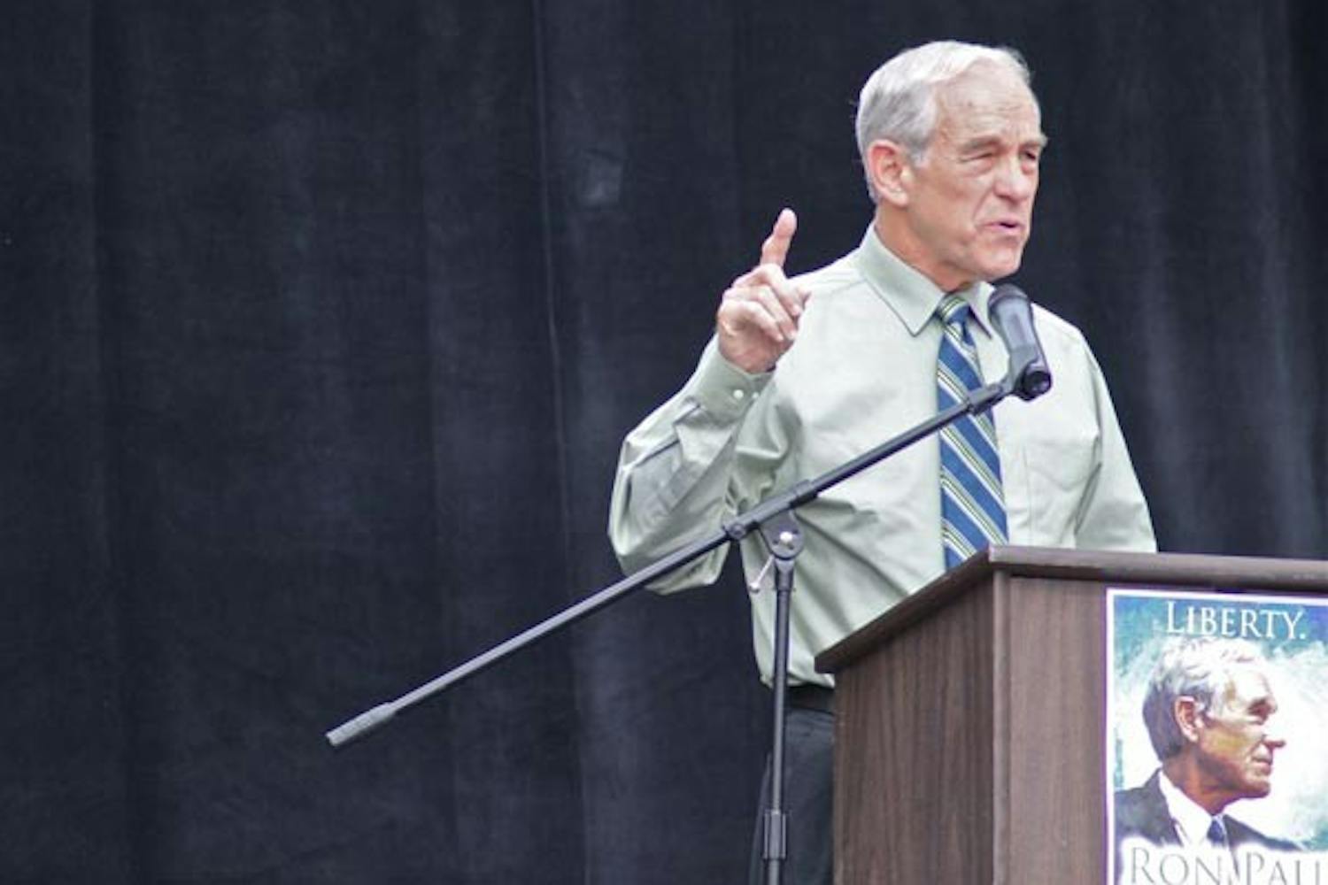 REVOLUTION: Ron Paul speaks to students about his “Campaign for Liberty” on Hayden Mall on Friday. (Rosie Gochnour)