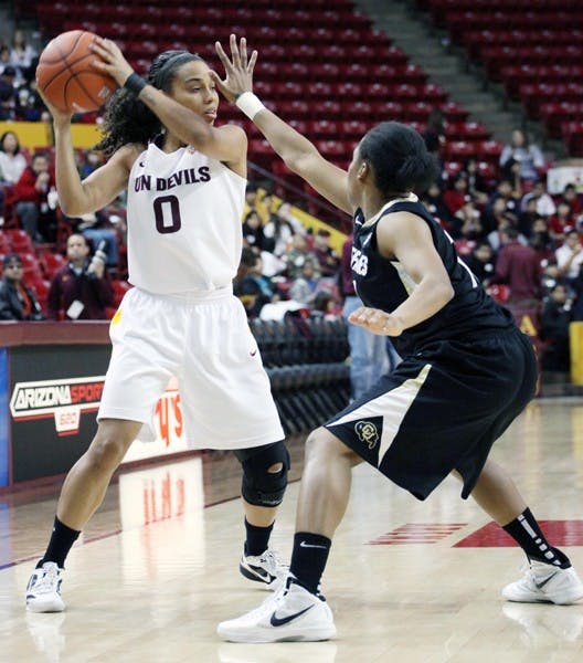 Olivia Major looks to pass in a game against Colorado on Jan. 19. Major and the Sun Devils look to take home the Territorial Cup on Saturday in Tucson. (Photo by Beth Easterbrook)