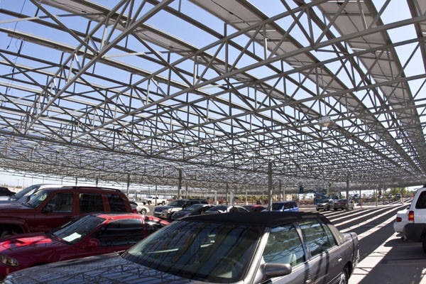 KEEPING IT GREEN: A recent rating from The Princeton Review rated ASU among the top 18 colleges on their Green College Honor Roll for 2011. ASU has been ranked on the Green College Honor Roll for the third straight year. (Photo by Annie Wechter)