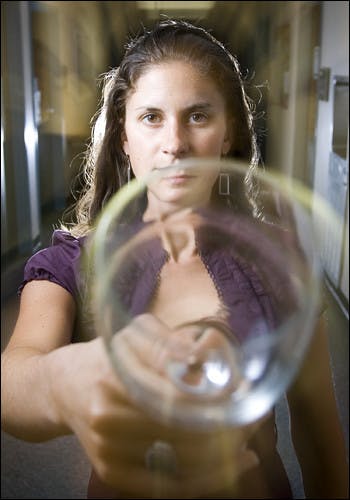 091508_wineresearch_1_mb_web