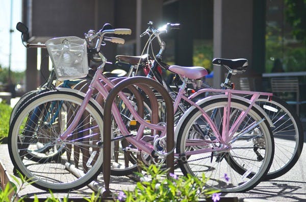 BICYCLE BOULEVARD: The Street Transportation Department of Phoenix has proposed building bike lanes from Glendale and Tempe to downtown Phoenix in order to increase accessibility and to attract bikers to the area. (Photo by Aaron Lavinsky)