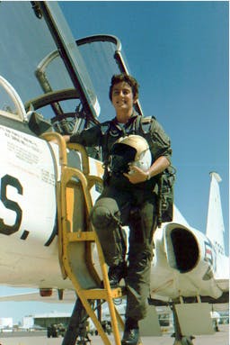 Captain Wendy Rogers on her T-38 supersonic trainer at Williams AFB (1981). Photo courtesy Wendy Rogers.