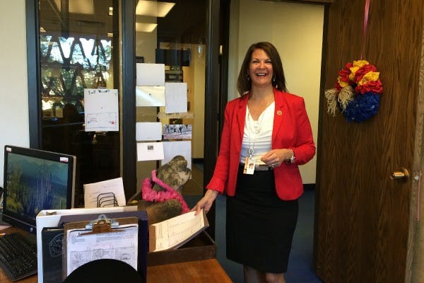 Seb. Kelli Ward, R-Lake Havasu, drops the 4th Amendment Protection Act in the hopper at the Senate. Ward is the sponsor of the 4th Amendment Protection Act. (Photo Courtesy of Senator Kelli Ward) 