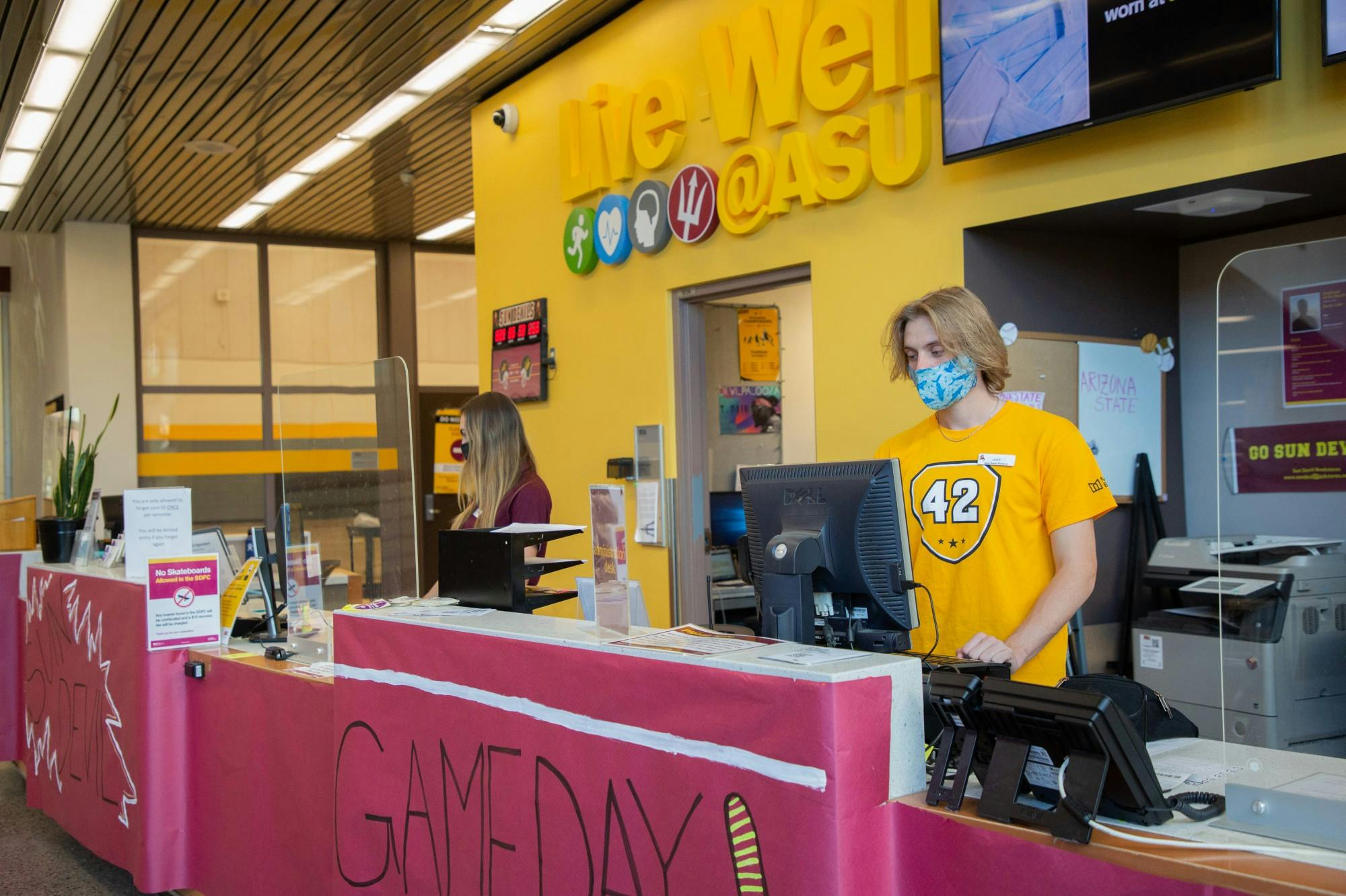 20201112 SDFC workers-5.jpg